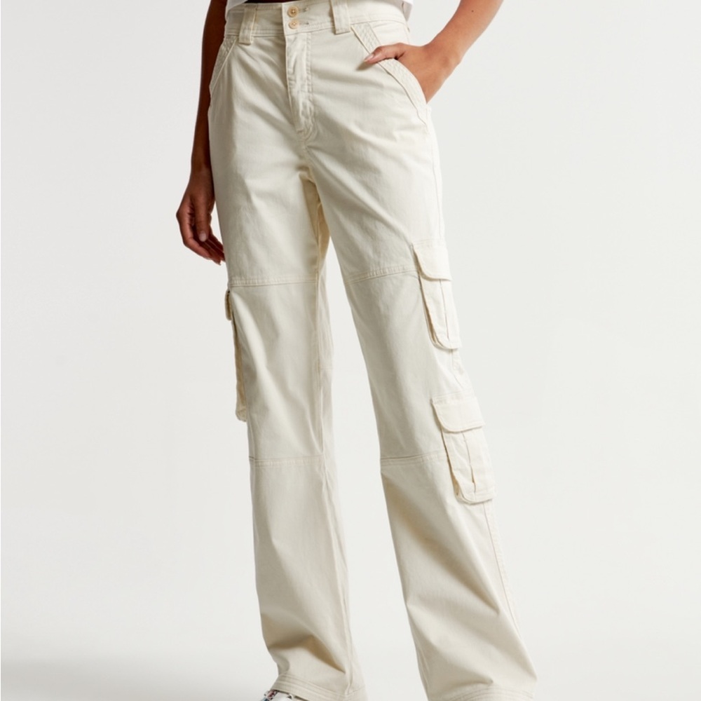 Abercrombie & Fitch Curve Love Relaxed Cargo Pants Size 24S (00 Short)